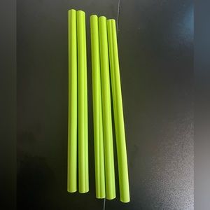💚Set of 5💚 Silicone straws NWOT